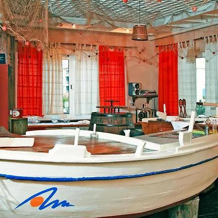 Medena In Seget Donji Τρογκίρ